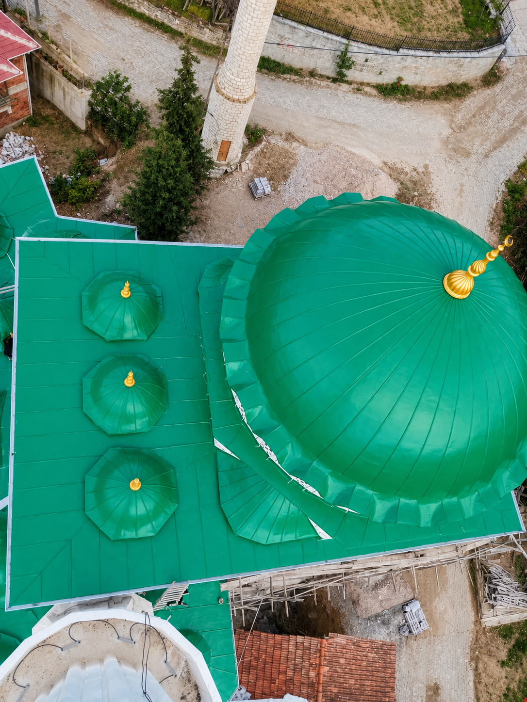 Perçin Köyü Merkez Camii kaplama uygulaması